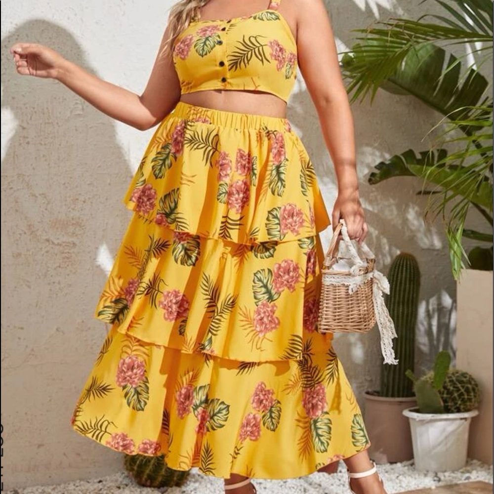 Two-Piece Tropical Tank & Tiered Skirt Coorfinates